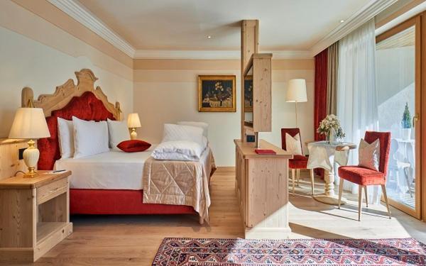 Hotel Sassongher Corvara In Badia Bagian luar foto