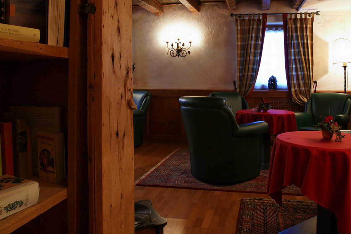 Hotel Sassongher Corvara In Badia Bagian luar foto